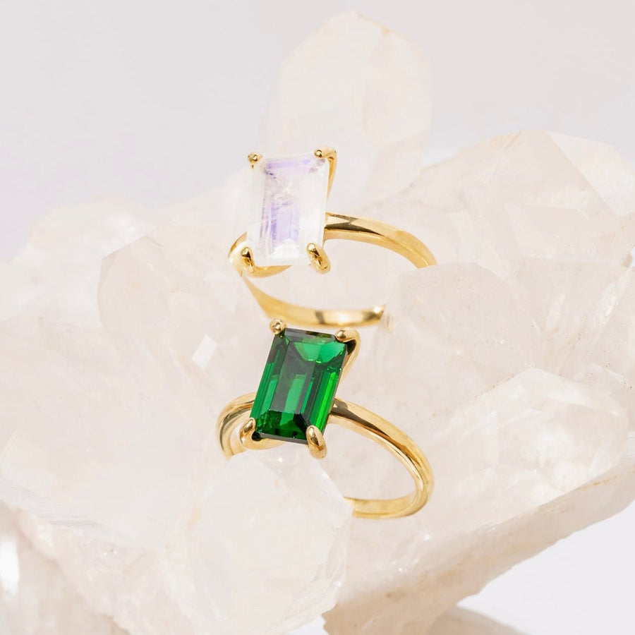 Aphrodite Gold Green Emerald Ring - The Essential Jewels