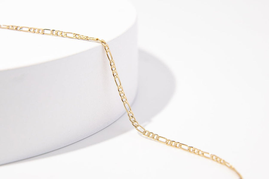 Ashlee Gold Figaro Chain - The Essential Jewels