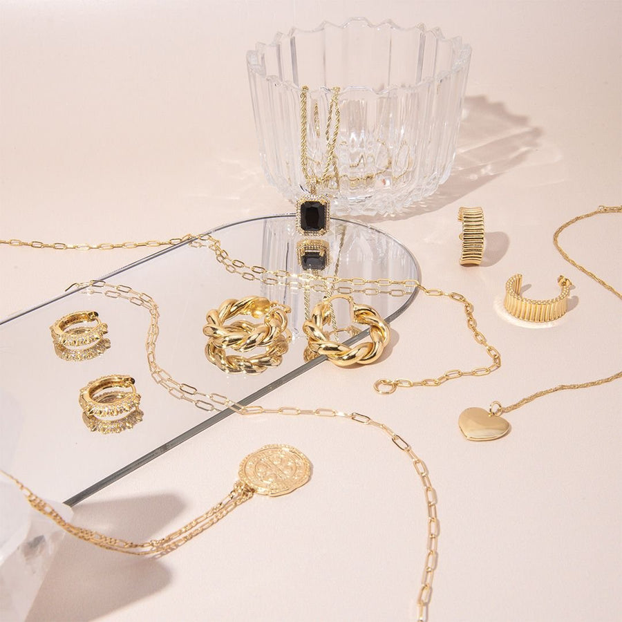 Aimee Gold Necklace - The Essential Jewels
