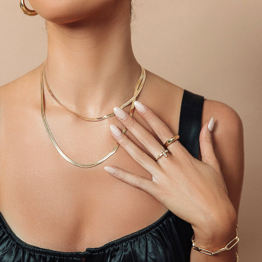 Elyse Gold Paperclip Bracelet - The Essential Jewels